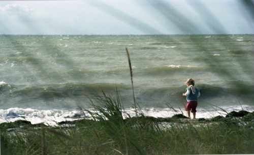 child-at-shore